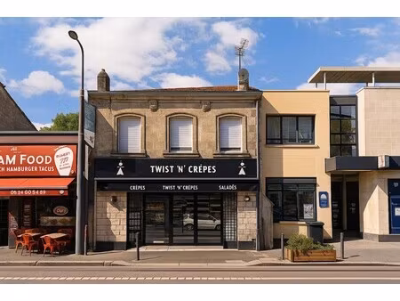 location local commercial