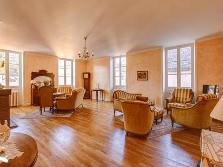vente appartement 6 pièces 144 m² à beaulieu-sur-dordogne (19120)  159 000 €
