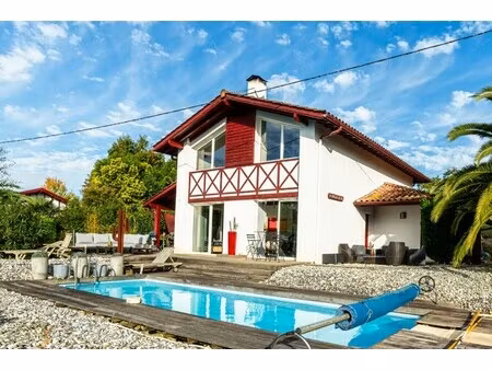 maison de luxe à vendre à cambo-les-bains