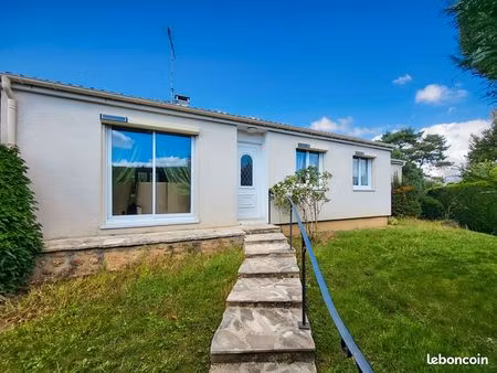 maison 7 pièces 197 m²