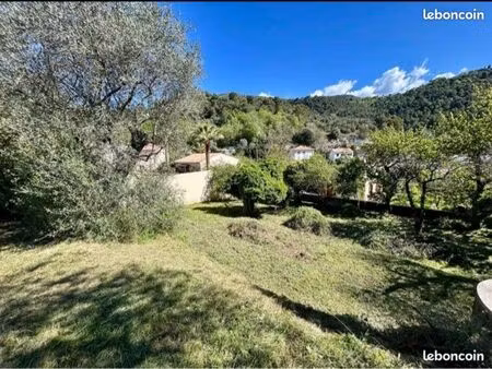 terrain constructible cœur village tourette levens