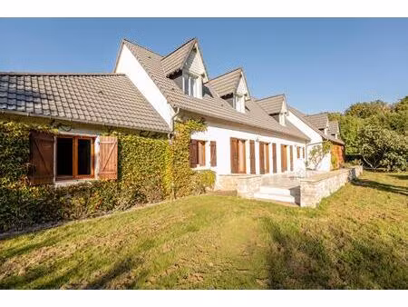 lieux uniques ® x propriétés privées propose tres belle maison contemporaine de 306 m² - s