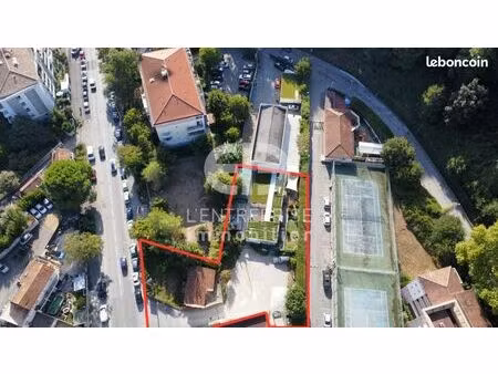 bureaux  entrepôt 286 m² cagnes-sur-mer