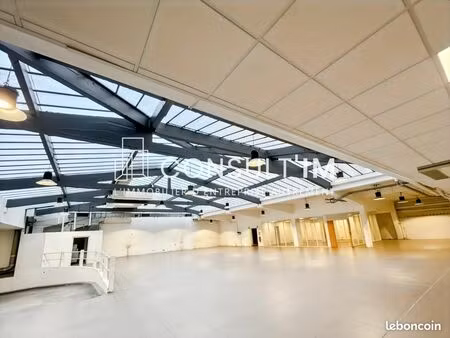 commerce 770 m²
