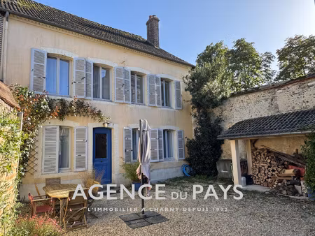 maison de caractere - centre ville champignelles