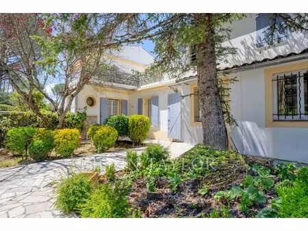 maison de luxe à vendre à gréoux-les-bains