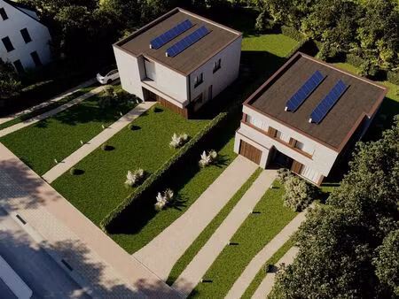 huis te koop in sint-niklaas met 4 slaapkamers