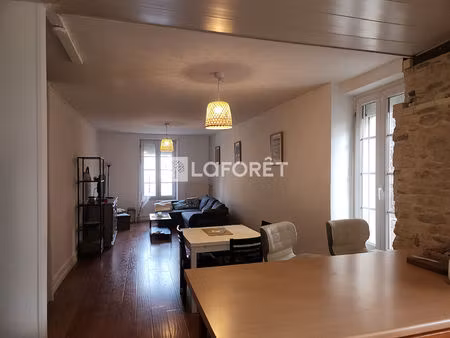 appartement t4 près de bernieres sur mer à louer