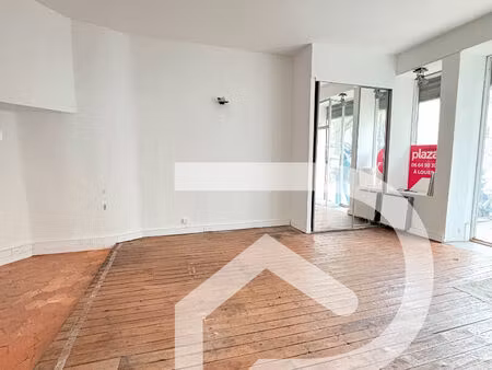 à louer - local de 28 m² à sète