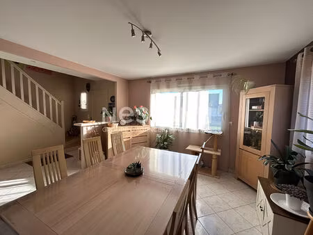 jolie maison idéalement située à fillé - 4 chambres dont une suite parentale au rdc !