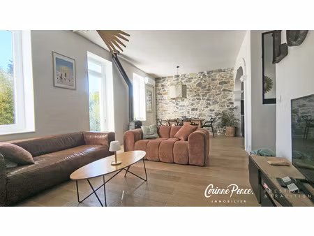 maison de ville avec piscine garage cave