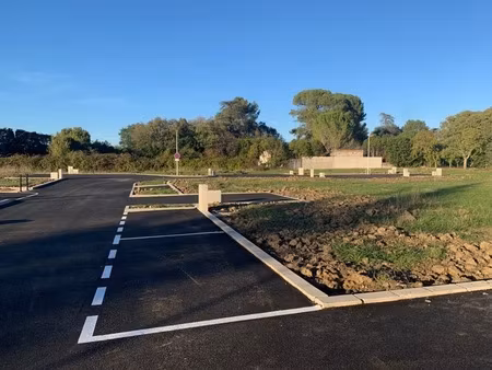 terrain viabilise a st chaptes  proche nimes