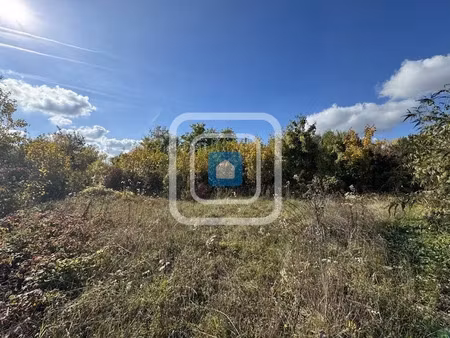 vente terrain 1140 m² à epernay (51200)  150 000 €