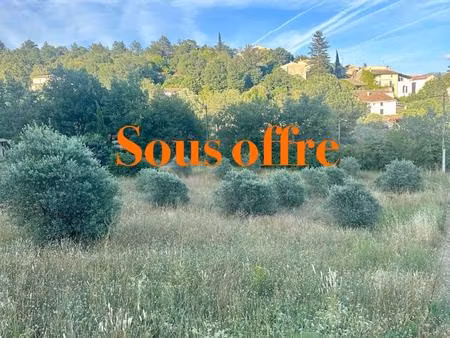 beau terrain constructible