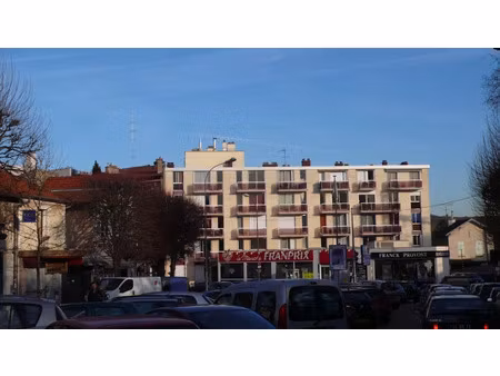 location appartement 2 pièces 50 m² à chaville (92370)  1 350 €