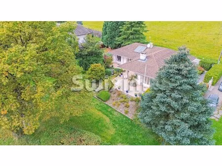 maison individuelle t7 de 208m2 sur terrain de 1'835m2!