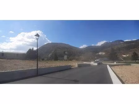 terrain constructible à vendre