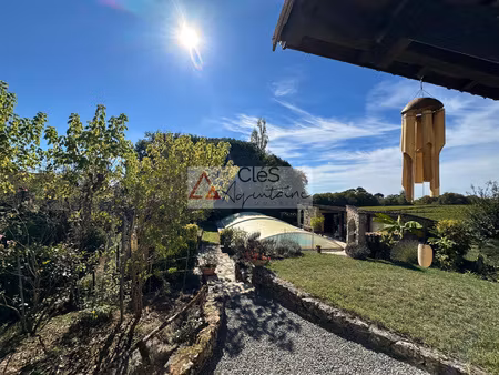 charmante maison 4 chambres  vue sur coteaux cadillac