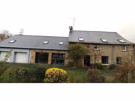 maison avec terrasse saint-germain-en-coglès (35)