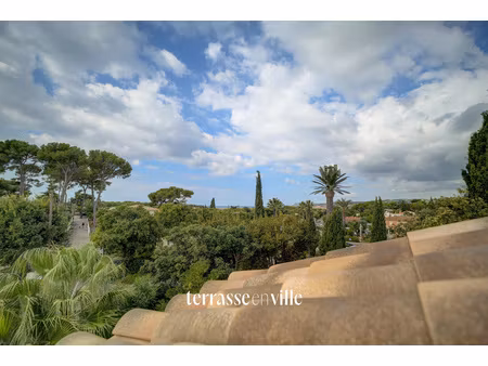 sanary-sur-mer - duplex recent t4 - 127 m2 - terrasses - der