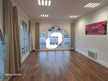 location bureau chaville 92370