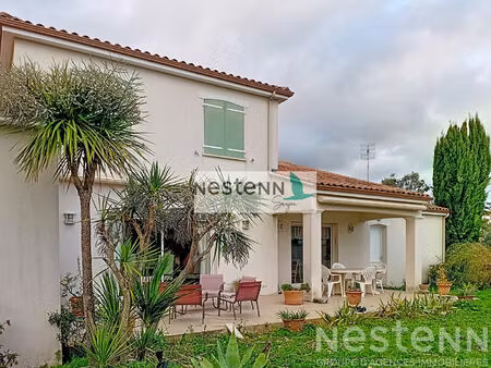 grande maison de 5 chambres à cozes à proximité des commodités et à 20 mn des plages de ro