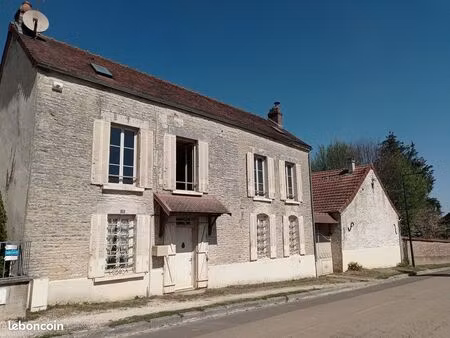 maison 4 pièces 95 m²