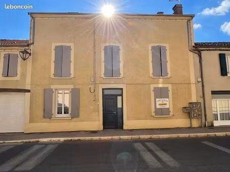 maison 6 pièces 196 m²