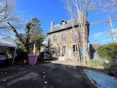 maison de ville + dependance