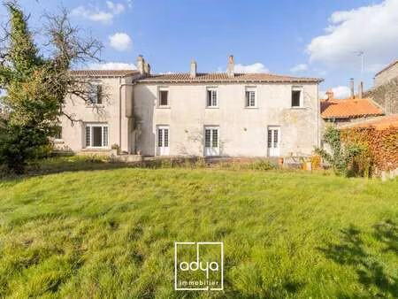 vente maison à saint-pierre-montlimart (49110) : à vendre / 225m² saint-pierre-montlimart