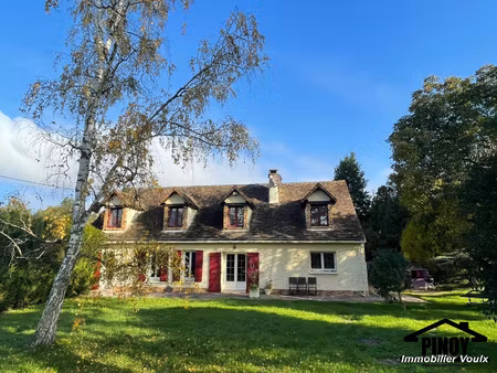 maison ancienne - grand terrain de 1.1 hectare - nombreuses