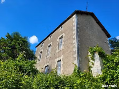 maison 6 pièces 100 m²