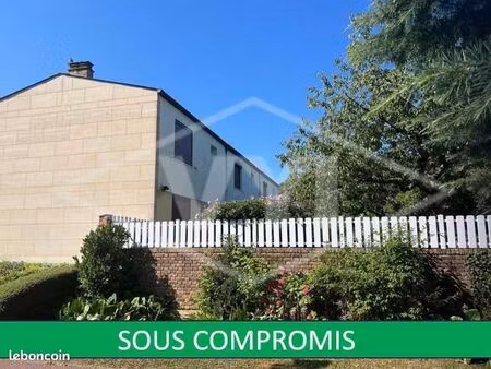 pavillon 4 pièces 80 m²