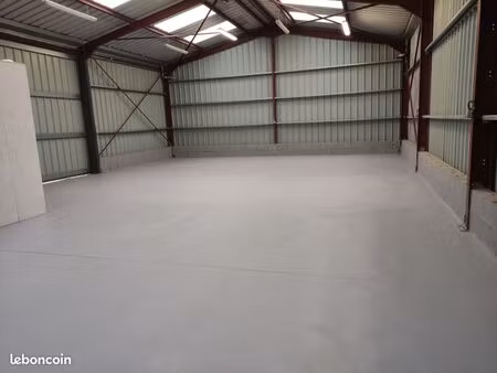 bâtiment hangar garage