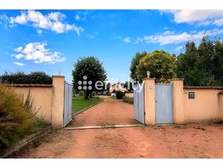 maison 8 pièces - 195 m²