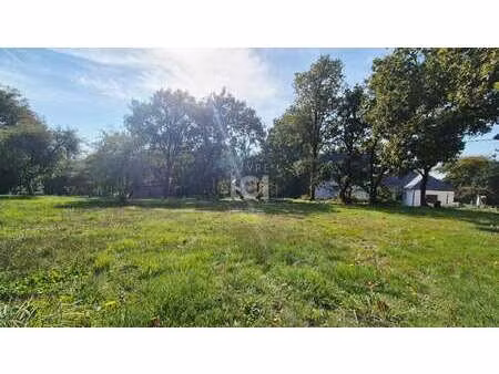 vente terrain à saint-étienne-de-montluc (44360) : à vendre / 604m² saint-étienne-de-montl