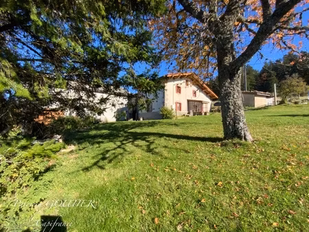 a la chamba ( 42 ). maison de campagne avec ses dependances - terrain de 5000 m2 - cave a 