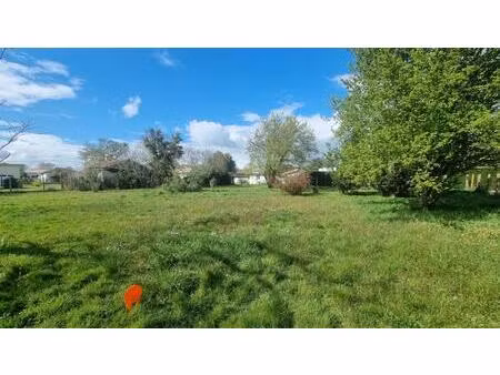 gujan-mestras centre • terrain 900 m2 • emprise au sol 360m2