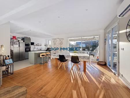 maison renovee boeil bezing -entre pau et nay