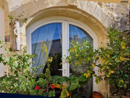 charmante maison de caratère avec cour et terrasse
