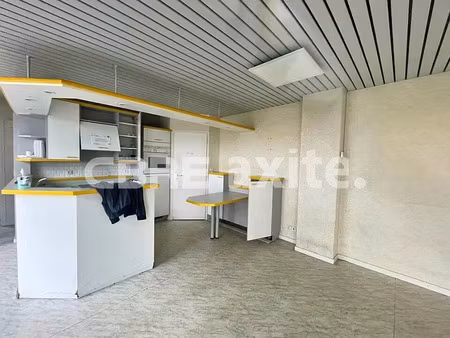 location bureau cran gevrier 51 m²