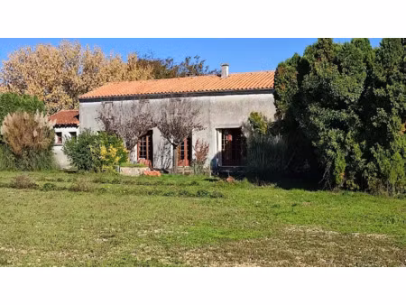 vente maison 4 pièces 109 m² à chives (17510)  87 000 €