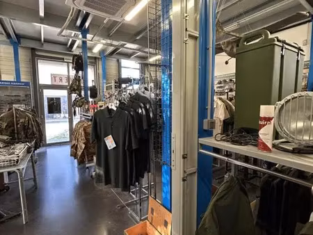 local commercial a louer