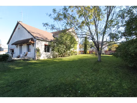 maison familiale à garchizy – proche commodités