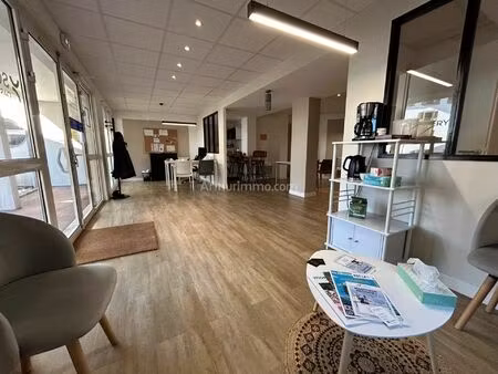 location local commercial 5 pièces 81 m2 à morteau