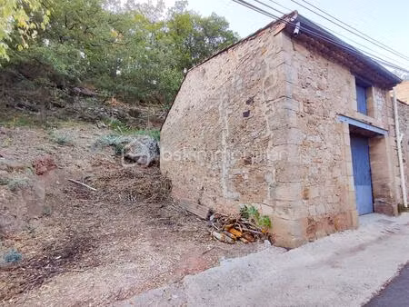 parking de 50 m² à saint-privat