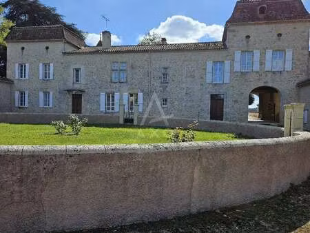 propriété de luxe à vendre à montréal : 795 000 €