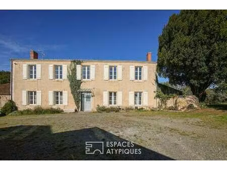 maison de luxe à vendre à rosnay : 510 000 €