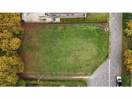 bouwgrond 813m2 voor open bebouwing