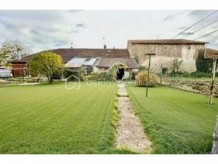 maison de 90 m² à velotte-et-tatignecourt